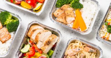 Take out containers with food and Blodgett logo